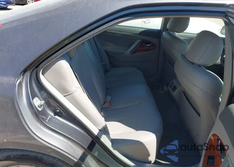 2008 Toyota Camry Xle V6 z USA, uszkodzony, nr VIN 4T1BK46KX8U575886